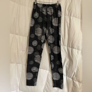 M/L circles leggings
